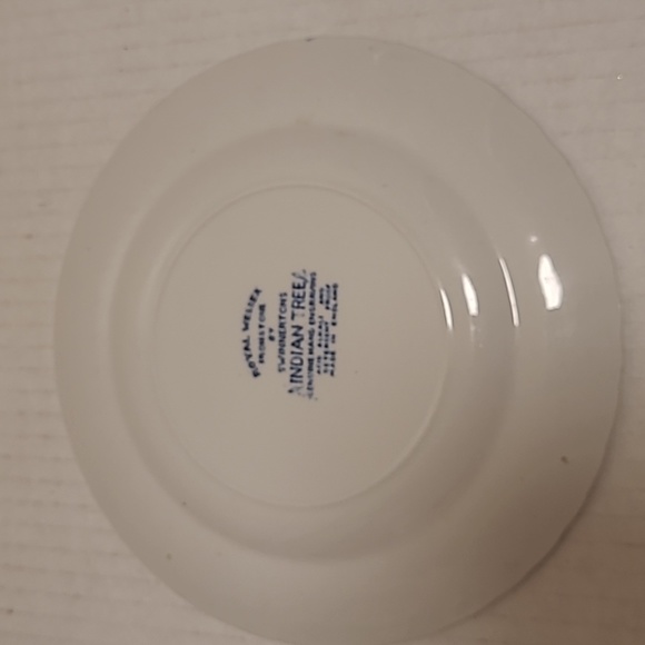 Vintage Royal Wessex England Creamer with Underplate - Picture 7 of 16